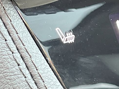 New 2025 Cadillac XT6 Luxury w/ LPO, Floor Liner Package image 22