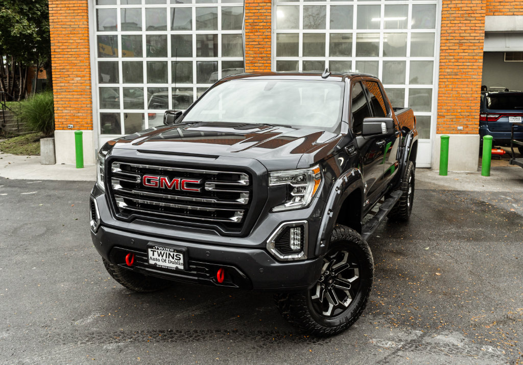 Used 2020 GMC Sierra 1500 AT4 w/ AT4 Premium Package AWD/4WD image 2