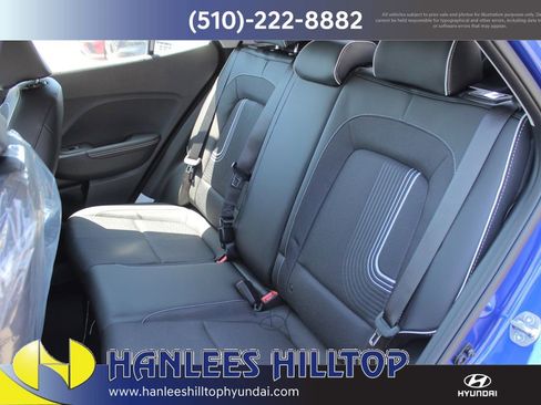 New 2025 Hyundai Venue Limited image 14