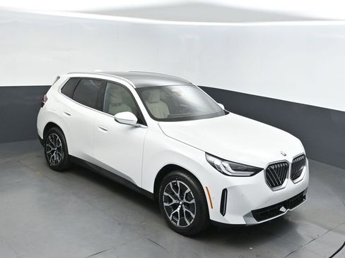 New 2026 BMW X3 xDrive30 w/ Premium Package image 35