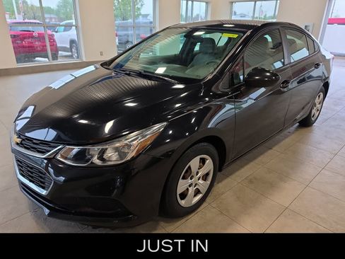 Used 2016 Chevrolet Cruze LS FWD image 1