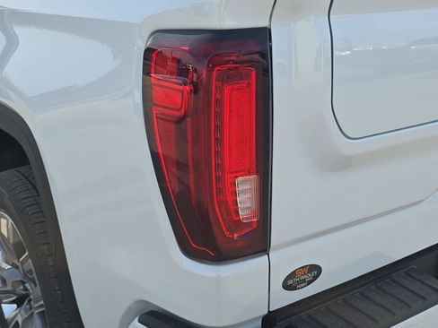 New 2026 GMC Sierra 1500 Denali w/ Denali Reserve Package AWD/4WD image 34