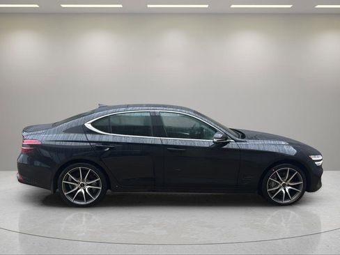 New 2026 Genesis G70 2.5T Prestige image 6