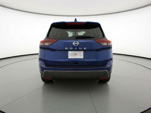 Used 2025 Nissan Rogue SV FWD image 7