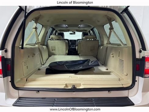 Used 2016 Lincoln Navigator L Reserve image 30