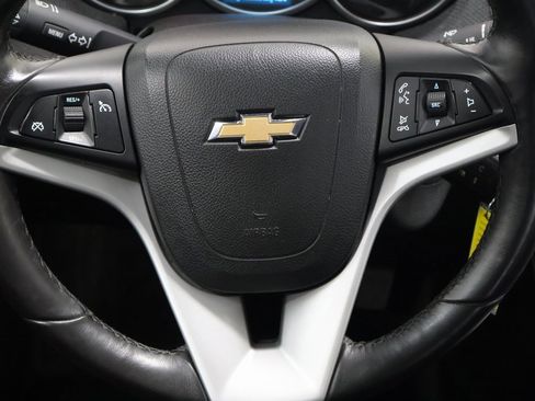 Used 2014 Chevrolet Cruze LT image 17
