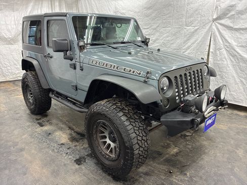 Used 2014 Jeep Wrangler Rubicon w/ Power Convenience Group AWD/4WD image 2