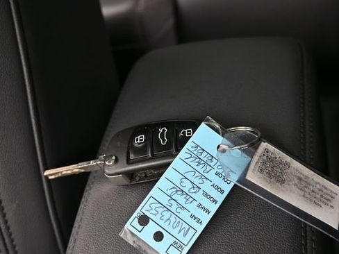 Used 2025 Audi Q3 2.0T Premium image 22