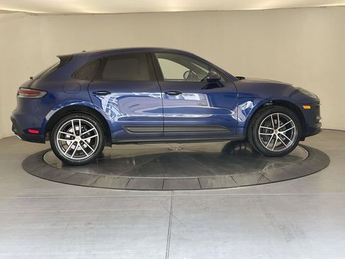 Used 2024 Porsche Macan image 8