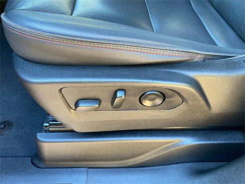 Used 2023 Chevrolet Suburban RST w/ Sport Performance Package image 16