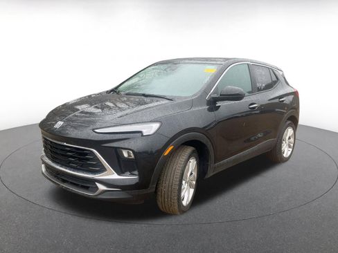 Used 2025 Buick Encore GX Preferred image 3