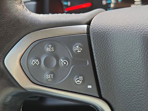Used 2019 Chevrolet Suburban Premier w/ Premier Plus Edition AWD/4WD image 10