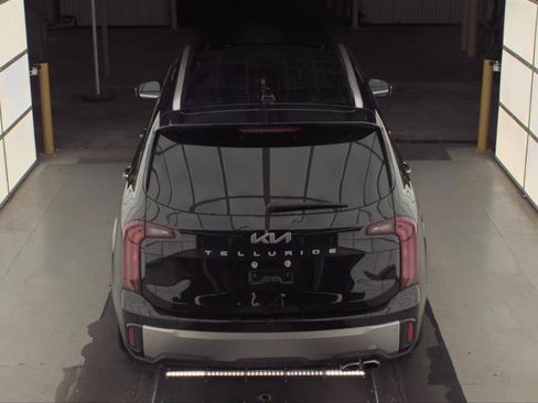 Used 2025 Kia Telluride S image 10