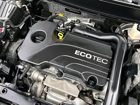 Used 2022 Chevrolet Equinox LT image 34