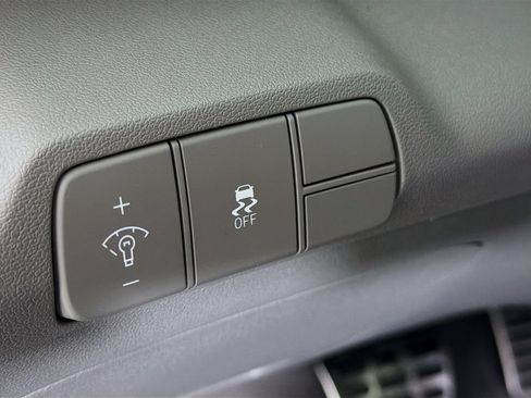 Used 2026 Hyundai Elantra SEL Sport Premium FWD image 12