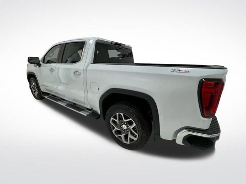 New 2026 GMC Sierra 1500 SLT w/ SLT Premium Package image 6