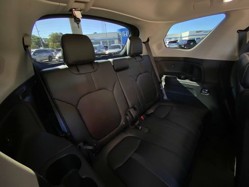 Used 2024 Honda Pilot Touring image 30
