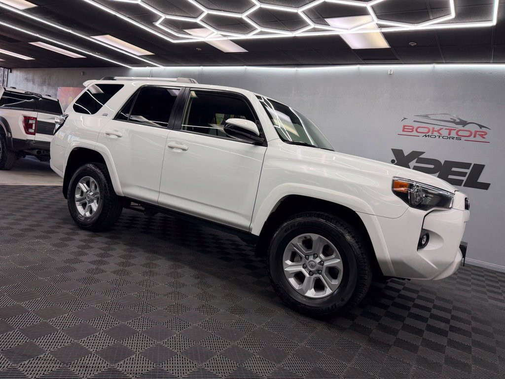 Used 2024 Toyota 4Runner SR5 AWD/4WD image 2