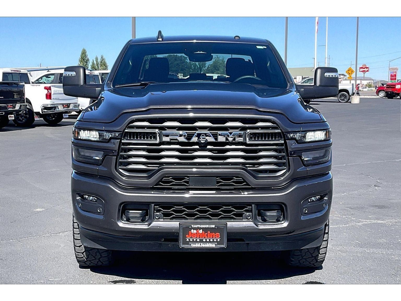 Used 2025 RAM 2500 Big Horn AWD/4WD image 3