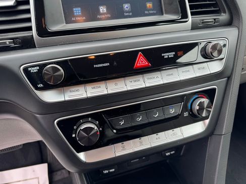 Used 2019 Hyundai Sonata SE image 26
