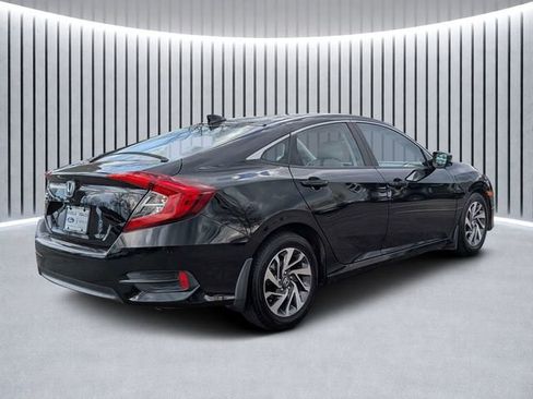 Used 2017 Honda Civic EX image 3