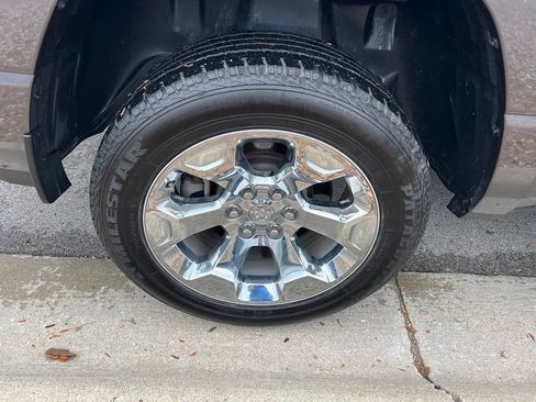 Used 2019 RAM 1500 Big Horn AWD/4WD image 10