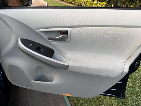 Used 2012 Toyota Prius Two FWD image 23