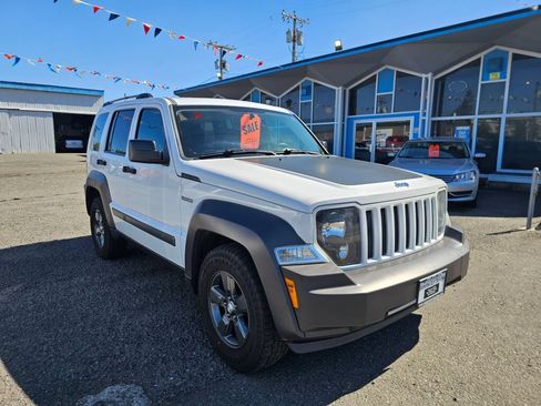 Used 2011 Jeep Liberty Renegade w/ Premium Group AWD/4WD image 1