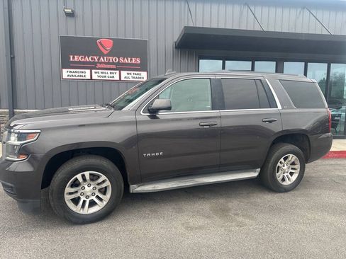 Used 2015 Chevrolet Tahoe LT RWD image 2
