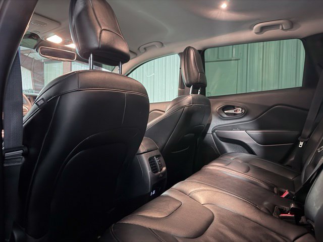 Used 2022 Jeep Cherokee Latitude Lux FWD image 10