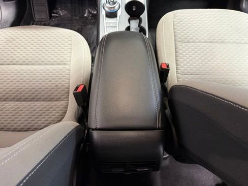 Used 2022 Ford Escape SE w/ Convenience Package image 33