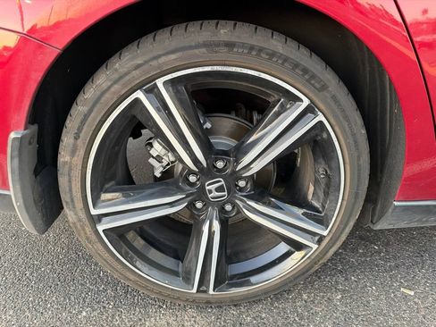 Used 2023 Honda Accord Sport image 10