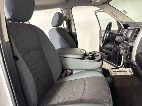 Used 2017 RAM 1500 Big Horn AWD/4WD image 35