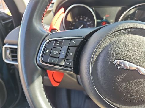 Used 2017 Jaguar F-PACE Prestige AWD/4WD image 29