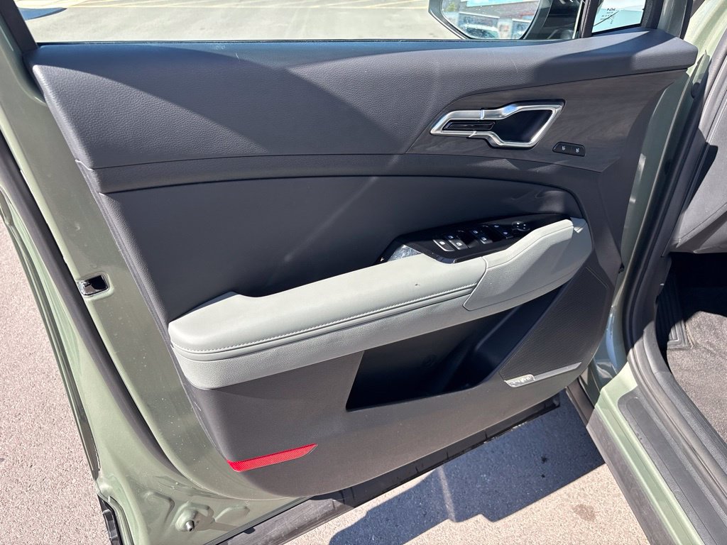 Certified 2024 Kia Sportage X-Pro Prestige AWD/4WD image 5