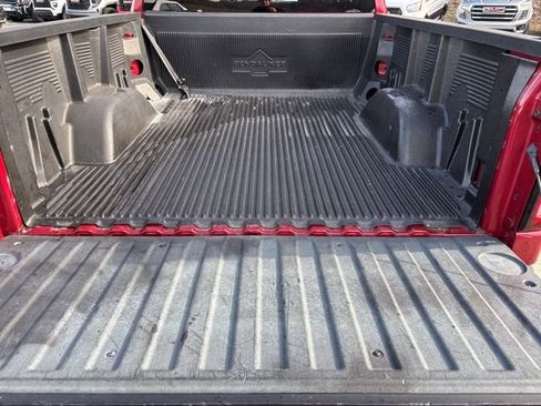 Used 2019 GMC Sierra 1500 SLE w/ SLE Value Package image 9