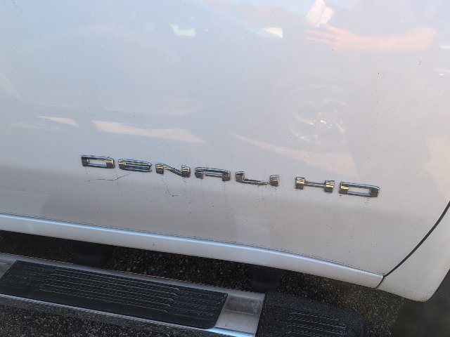 Used 2021 GMC Sierra 3500 Denali w/ Denali Ultimate Package AWD/4WD image 5