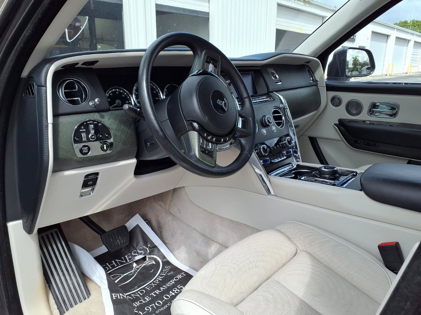 Used 2020 Rolls-Royce Cullinan AWD/4WD image 6