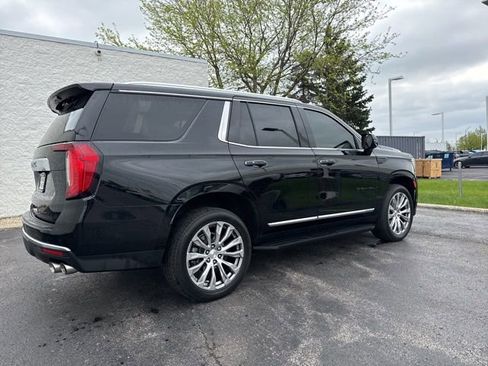 Used 2023 GMC Yukon Denali w/ Advanced Technology Package AWD/4WD image 5