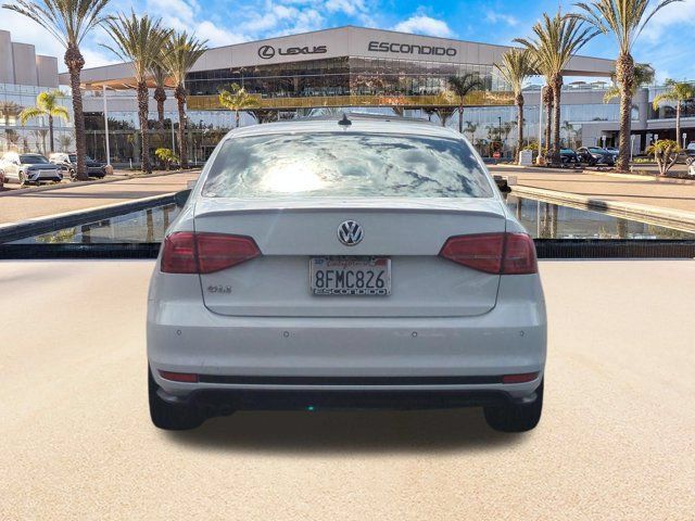 Used 2018 Volkswagen Jetta GLI FWD image 6