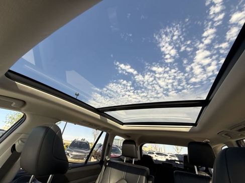 Used 2024 Toyota Grand Highlander XLE image 22