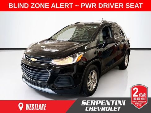 Used 2019 Chevrolet Trax LT w/ Driver Confidence Package image 1