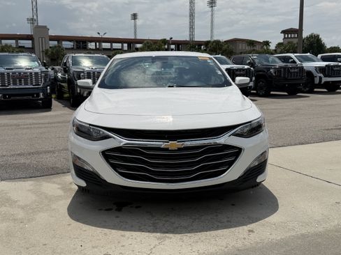 Used 2024 Chevrolet Malibu LT FWD image 8