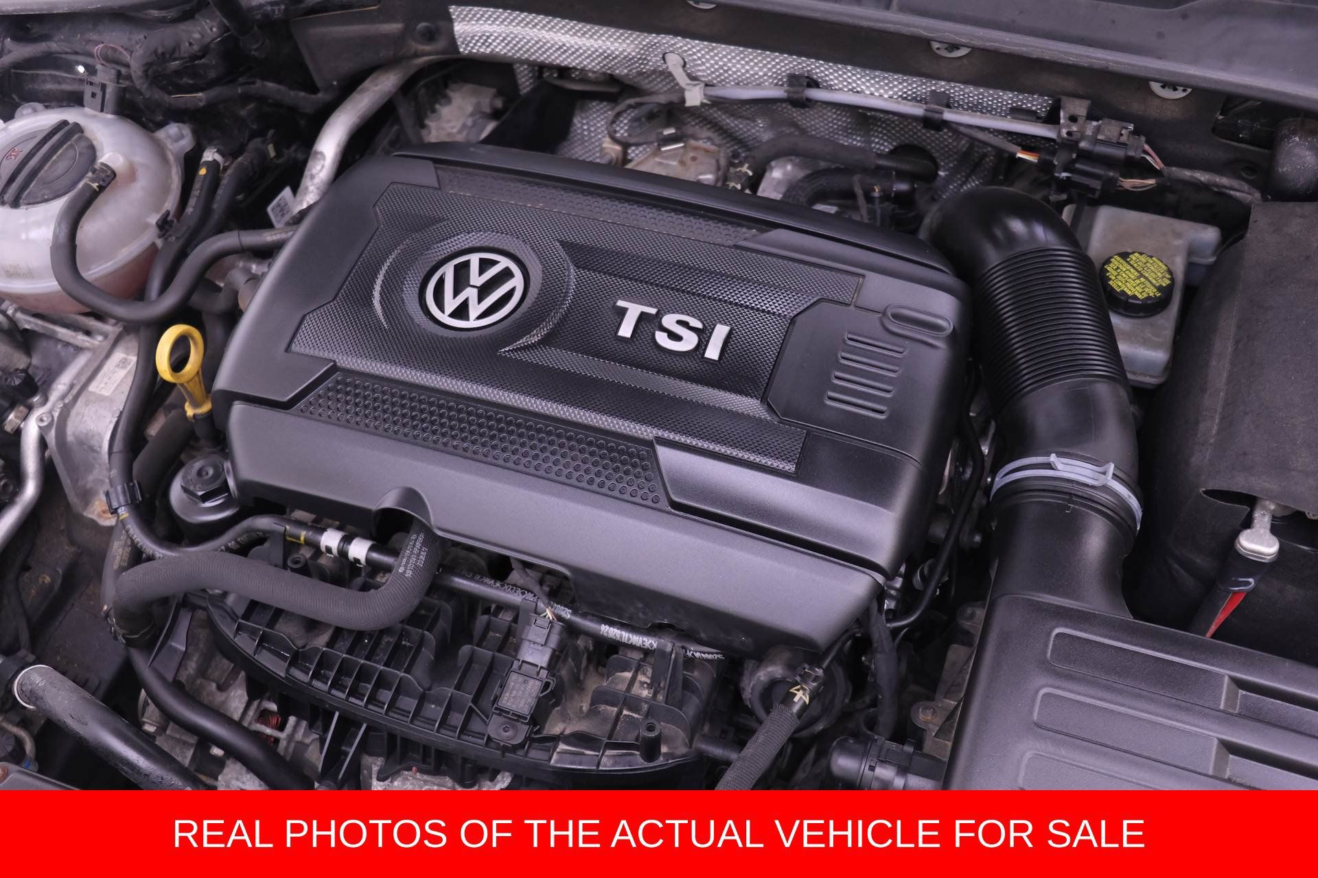 Used 2016 Volkswagen Golf S FWD image 17