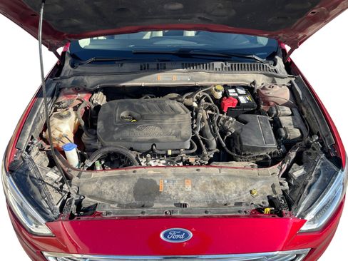 Used 2017 Ford Fusion SE w/ Fusion SE Technology Package image 7