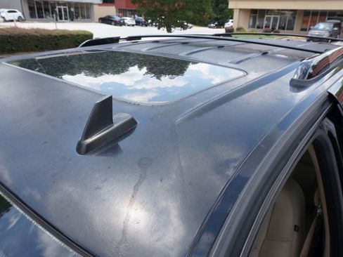 Used 2013 Cadillac Escalade Premium image 12