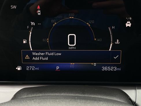 Used 2025 Chevrolet Trax LT image 15