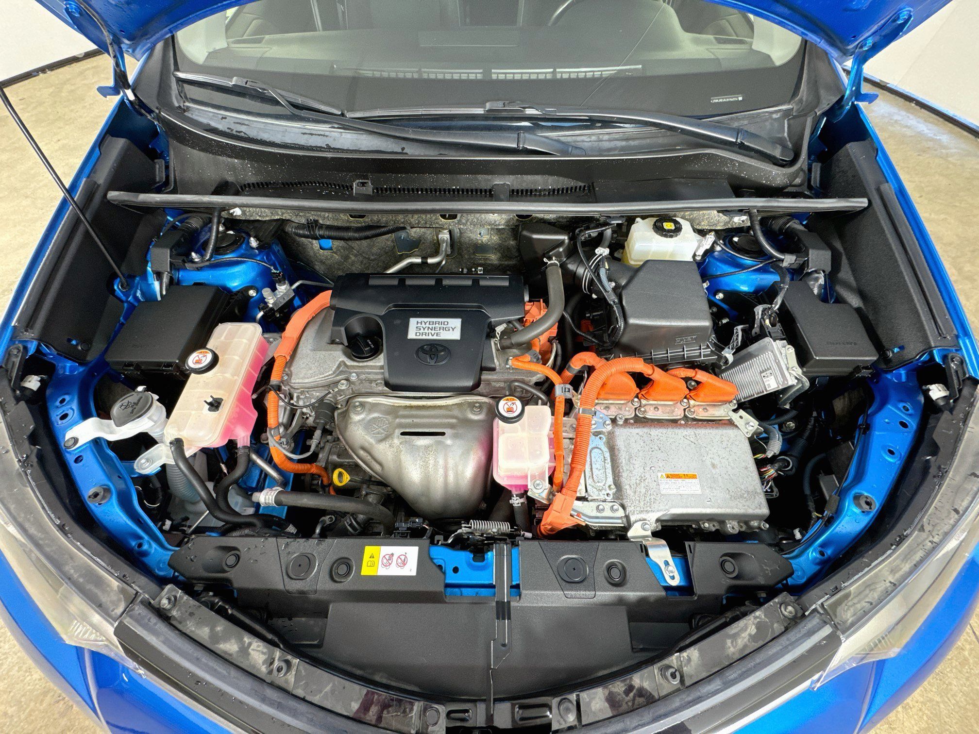 Certified 2018 Toyota RAV4 XLE AWD/4WD image 25