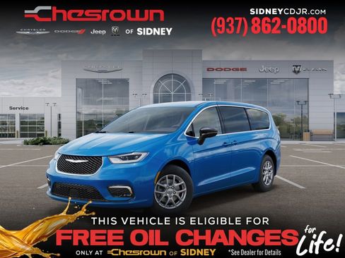 New 2026 Chrysler Pacifica Select image 1