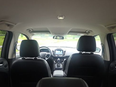 Used 2016 Ford Escape Titanium FWD image 13